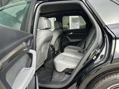 2022 Audi SQ5 3.0T quattro Prestige