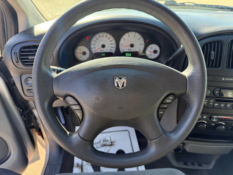 2005 Dodge Grand Caravan SE