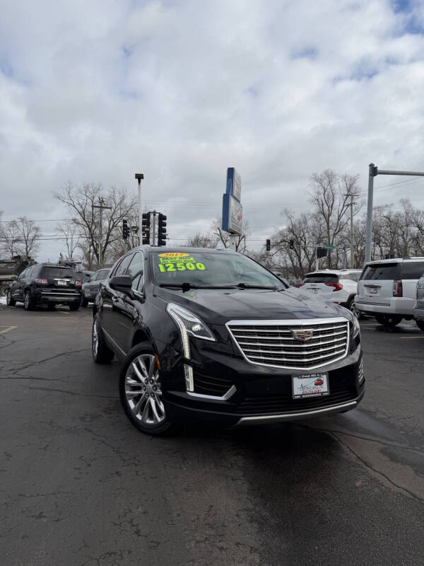 2017 Cadillac XT5 Platinum's photo