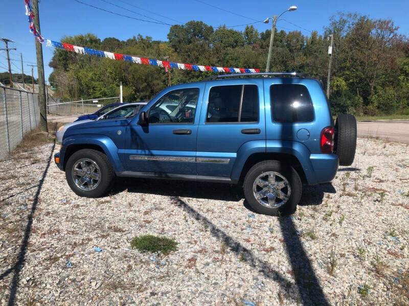 2005 Jeep Liberty for sale at AFFORDABLE USED CARS in North Chesterfield VA