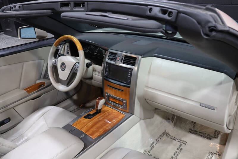 2006 Cadillac XLR