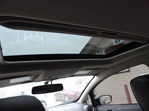 2011 Ford Fiesta SES