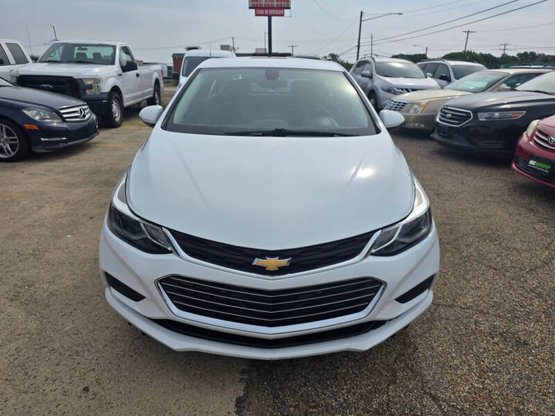 2017 Chevrolet Cruze LT Auto