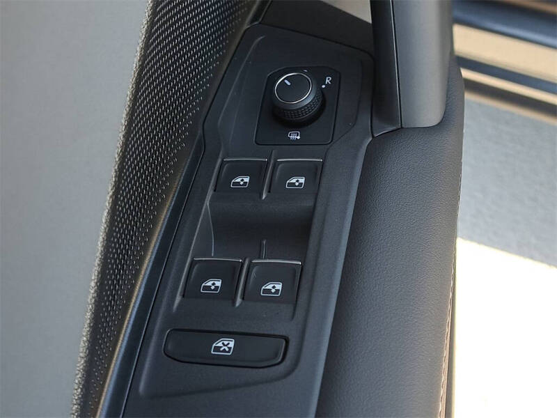 2025 Volkswagen Tiguan SE R-Line Black 4Motion