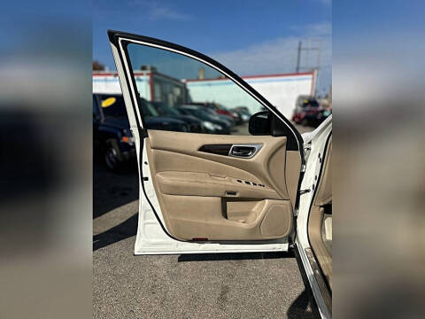 2013 Nissan Pathfinder Platinum