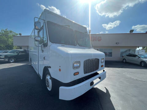 2017 Freightliner MT45 Chassis