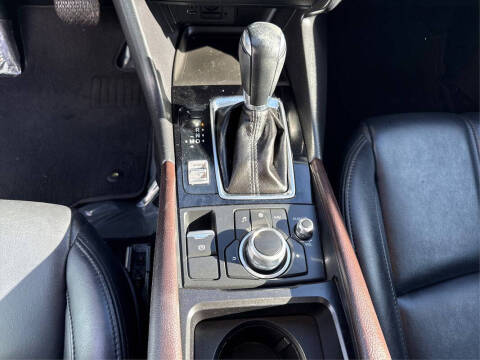 2018 Mazda MAZDA3 Touring