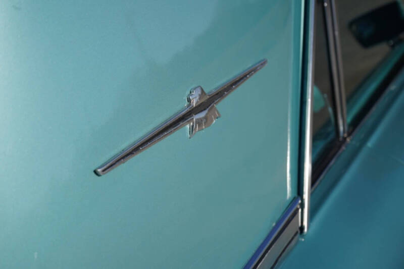 1964 Ford Thunderbird