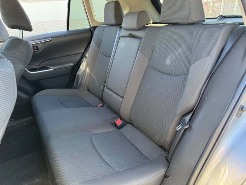 2023 Toyota RAV4 Hybrid LE