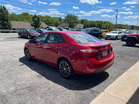 2015 Toyota Corolla LE Plus