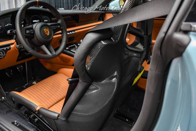 2024 Porsche 911 S/T