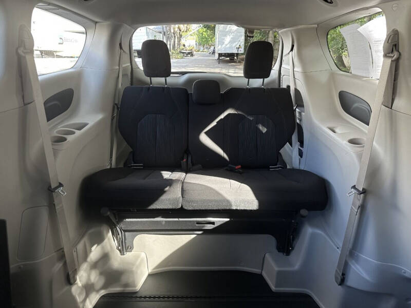 2020 Chrysler Pacifica Touring