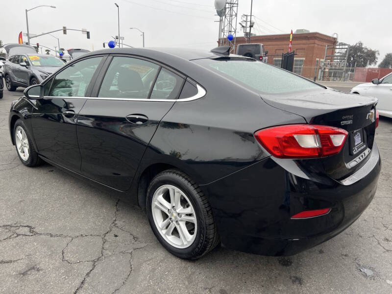 2018 Chevrolet Cruze LT Auto