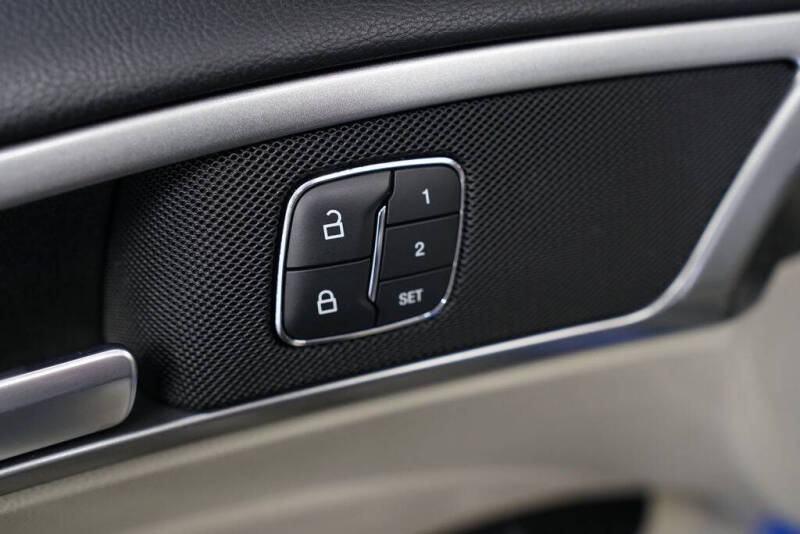 2020 Ford Fusion SEL