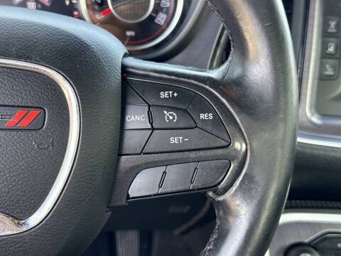 2015 Dodge Challenger SXT