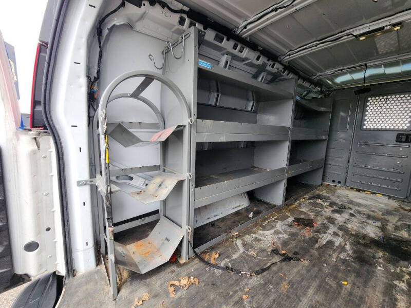 2019 Chevrolet Express 2500