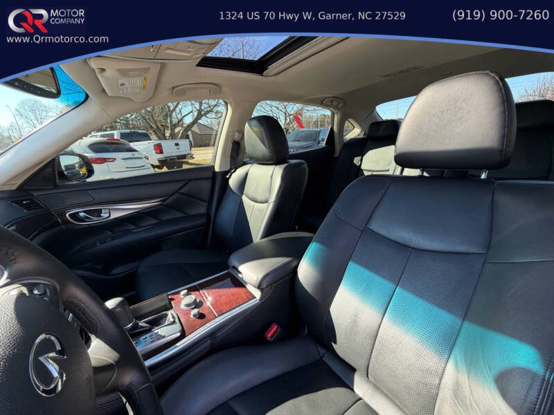 2015 Infiniti Q70L 3.7