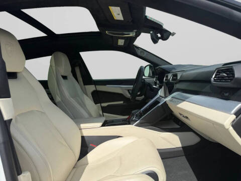 2019 Lamborghini Urus