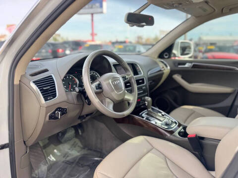 2012 Audi Q5 3.2 quattro Premium Plus