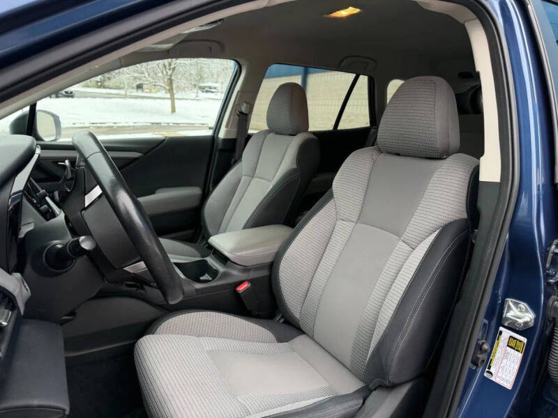 2022 Subaru Outback Premium