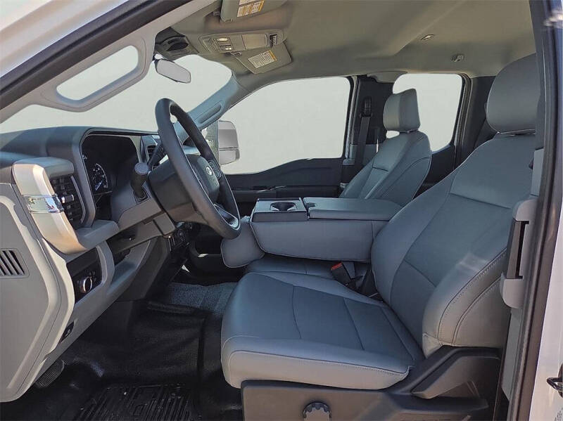 2025 Ford F-550 Super Duty