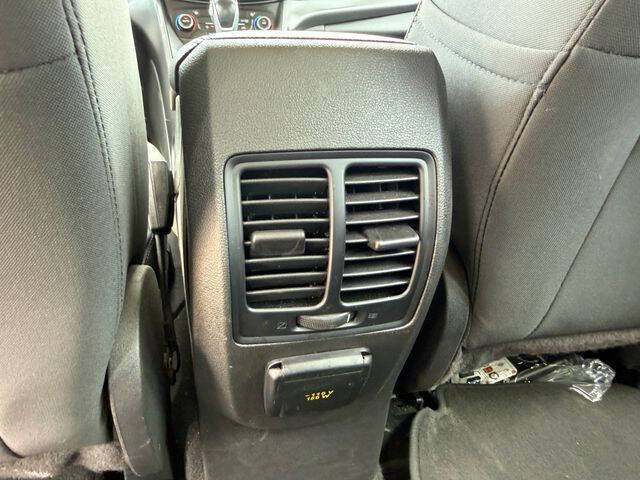 2017 Ford C-MAX Hybrid SE