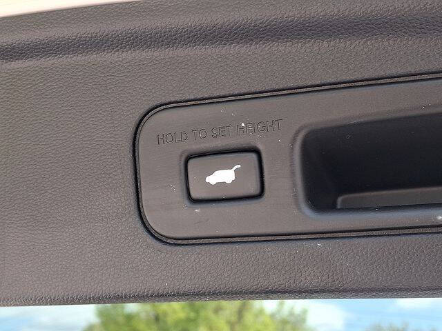 2023 Acura MDX w/Tech