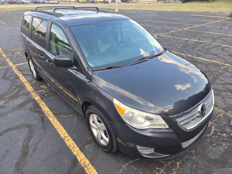 2011 Volkswagen Routan SEL