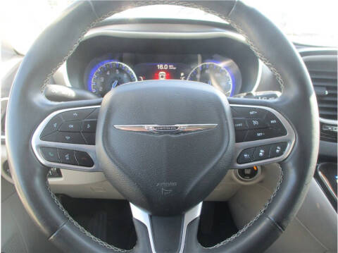 2022 Chrysler Pacifica Touring L