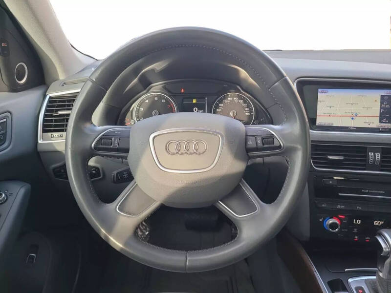 2015 Audi Q5 2.0T quattro Premium Plus
