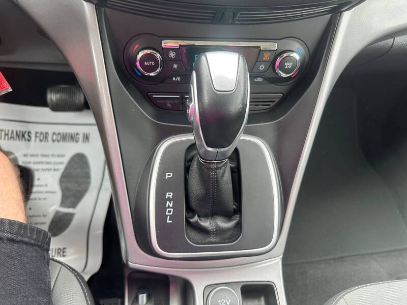 2016 Ford C-MAX Hybrid SE