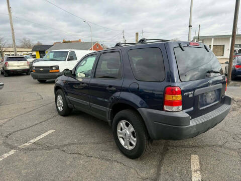 2004 Ford Escape XLT