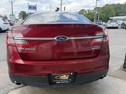 2015 Ford Taurus SEL