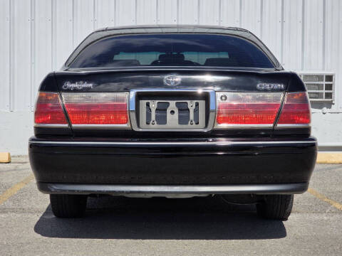 2000 Toyota Crown