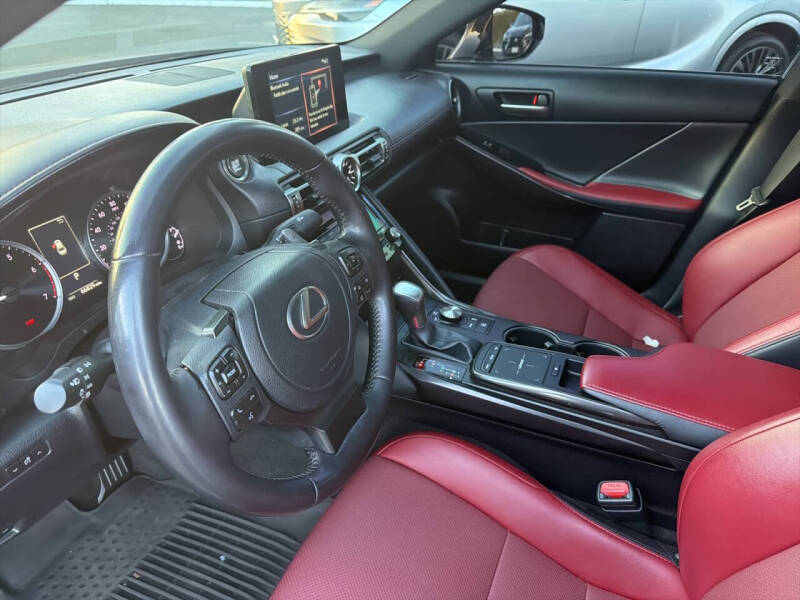 2022 Lexus IS 300
