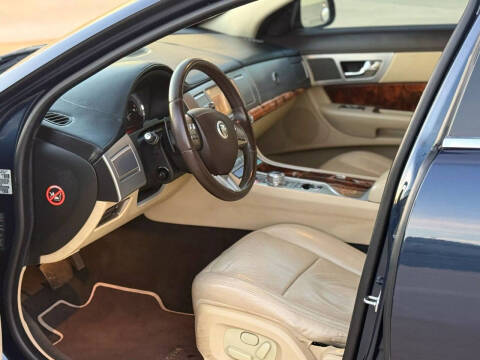 2010 Jaguar XF Premium