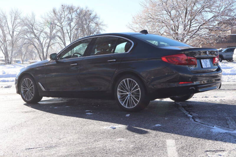 2018 BMW 5 Series 530i