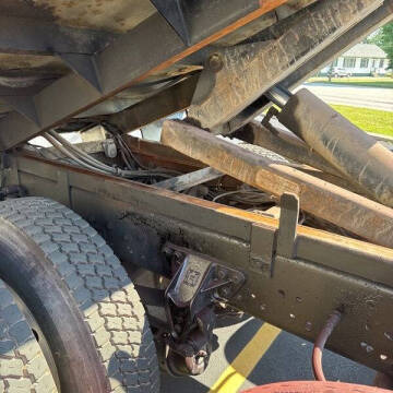 2008 Kenworth T300 asphalt patch truck