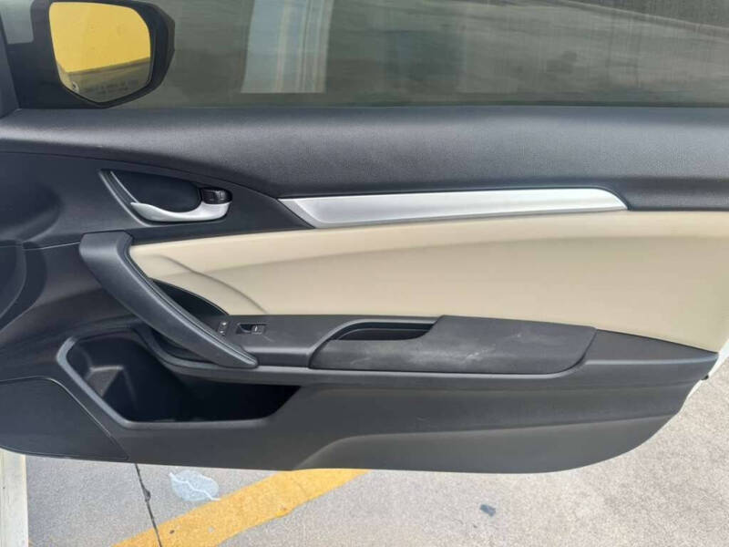 2018 Honda Civic LX-P