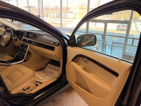 2016 Volvo XC70 T5 Platinum