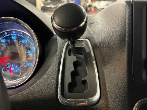 2012 Chrysler Town and Country Touring