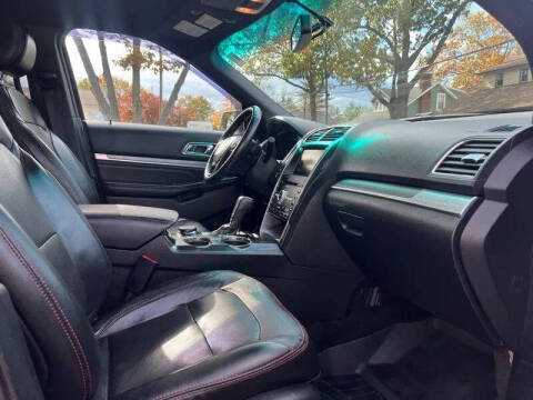 2016 Ford Explorer Sport