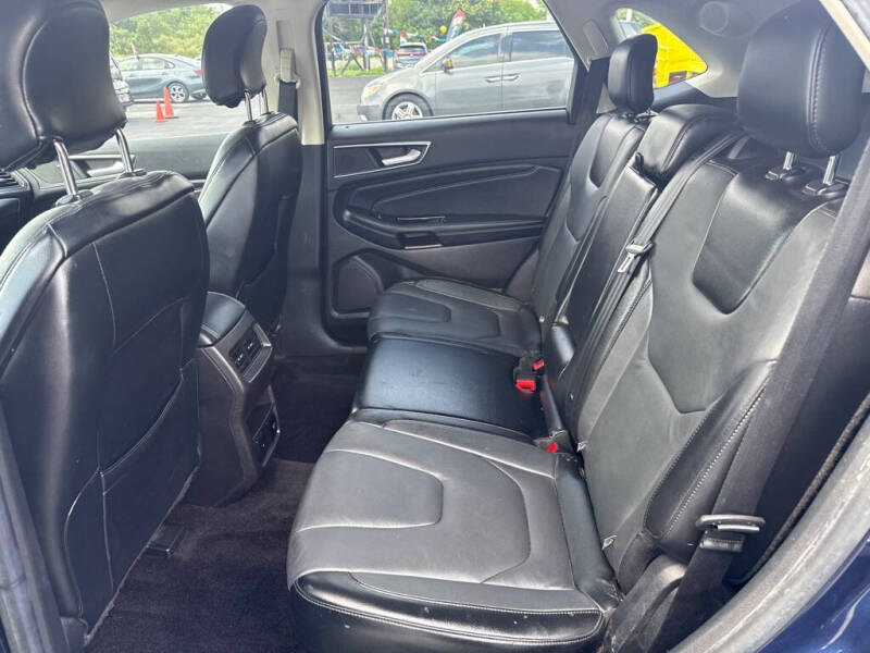 2017 Ford Edge Titanium
