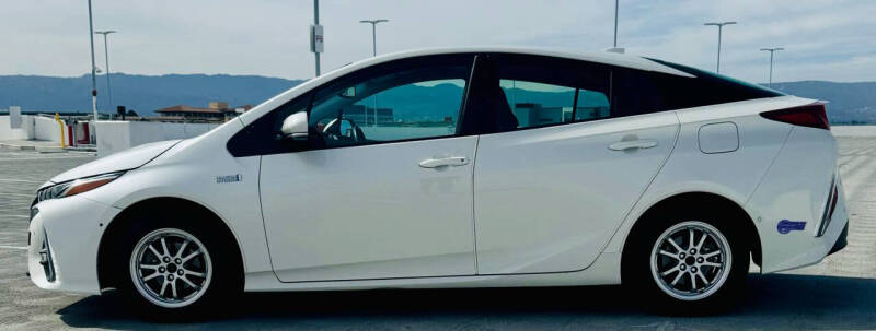 2019 Toyota Prius Prime Plus