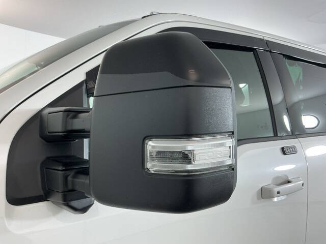 2025 Ford F-450 Super Duty Platinum