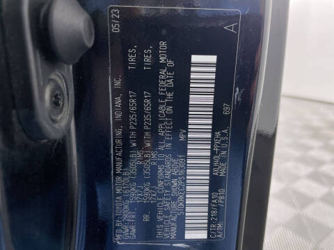 2023 Toyota Sienna LE 8-Passenger