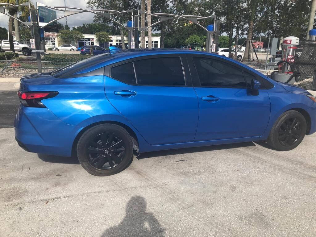 2021 Nissan Versa Sedan - $17,500