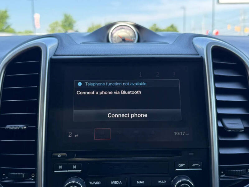 2018 Porsche Cayenne Platinum Edition