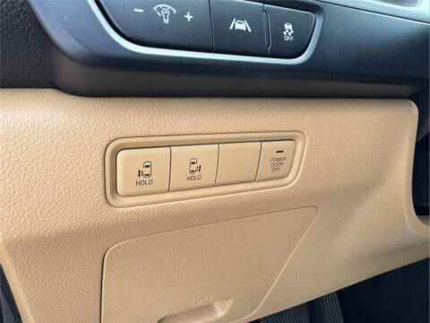 2023 Kia Carnival