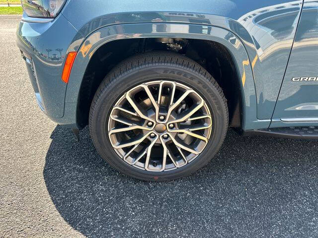 2026 Jeep Grand Cherokee Summit